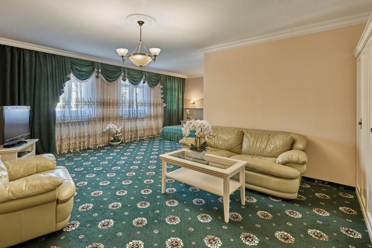 Evergreen Apartments Hotel Karlovy Vary Bagian luar foto