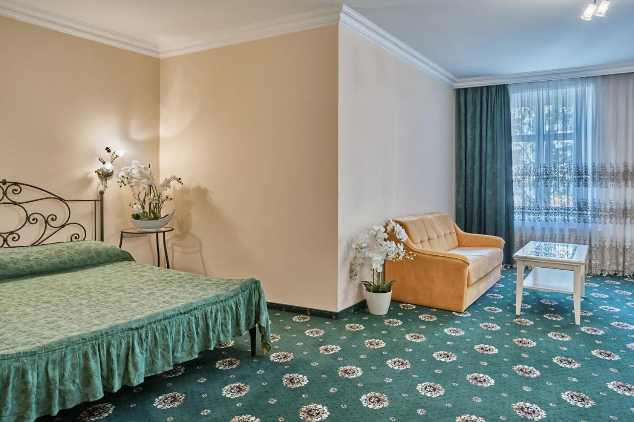 Evergreen Apartments Hotel Karlovy Vary Bagian luar foto